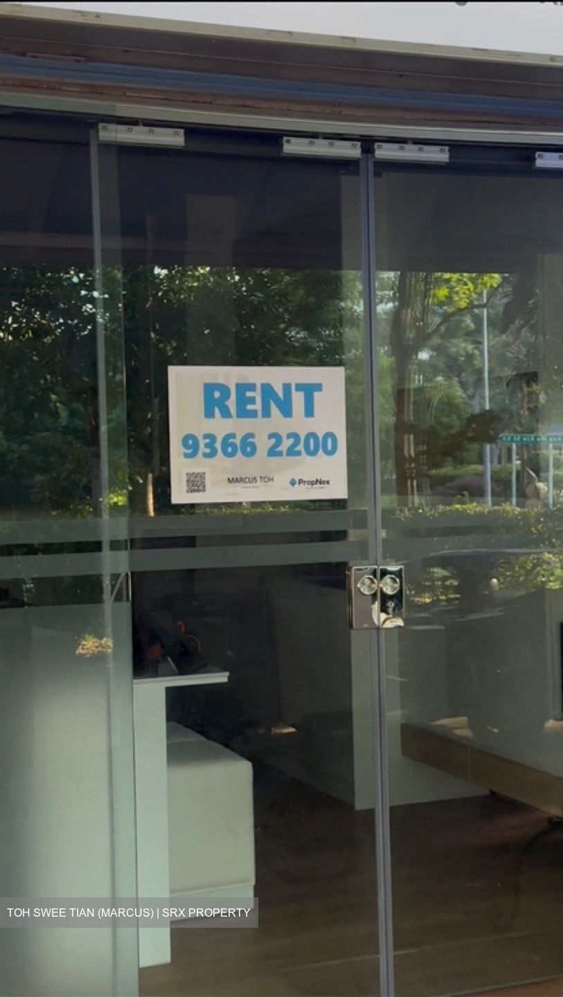 Cheng San Centre (D20), Shop House #594631661